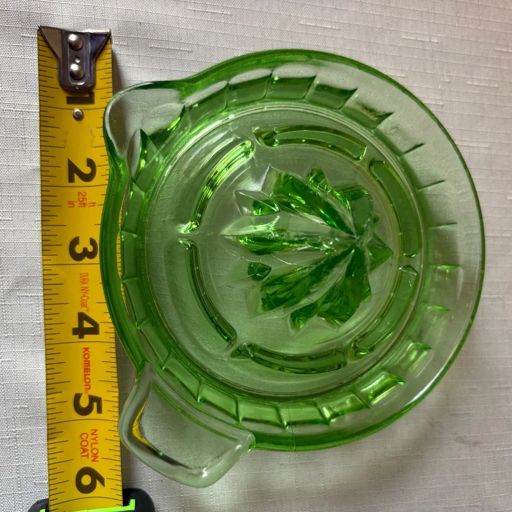 Vintage Green Depression Glass Citrus Juicer Reamer